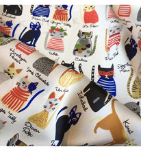 Laden Sie das Bild in den Galerie-Viewer, Beautiful Silk Kitty Print Scarves-Furbaby Friends Gifts