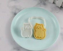 Laden Sie das Bild in den Galerie-Viewer, Cartoon Cat Cookie Cutters-Furbaby Friends Gifts