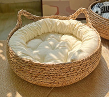 Cargar imagen en el visor de la galería, Cat Basket Bed-Furbaby Friends Gifts