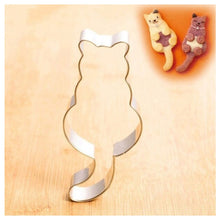 Cargar imagen en el visor de la galería, Cute Kitty Cookie Cutters (5 pack)-Furbaby Friends Gifts