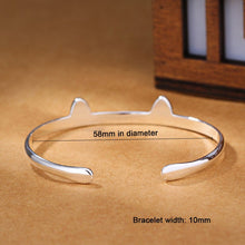 Cargar imagen en el visor de la galería, Sterling Silver &#39;Cuddling Cat&#39; Bracelet-Furbaby Friends Gifts