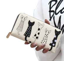 Carica l&#39;immagine nel visualizzatore di Gallery, Vegan Leather Kitty Wallet-Furbaby Friends Gifts