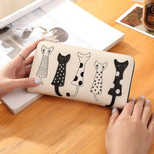 Carregar imagem no visualizador da galeria, Vegan Leather Kitty Wallet-Furbaby Friends Gifts