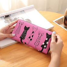 Carregar imagem no visualizador da galeria, Vegan Leather Kitty Wallet-Furbaby Friends Gifts