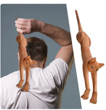 Cargar imagen en el visor de la galería, Wooden Cat Back Scratcher-Furbaby Friends Gifts